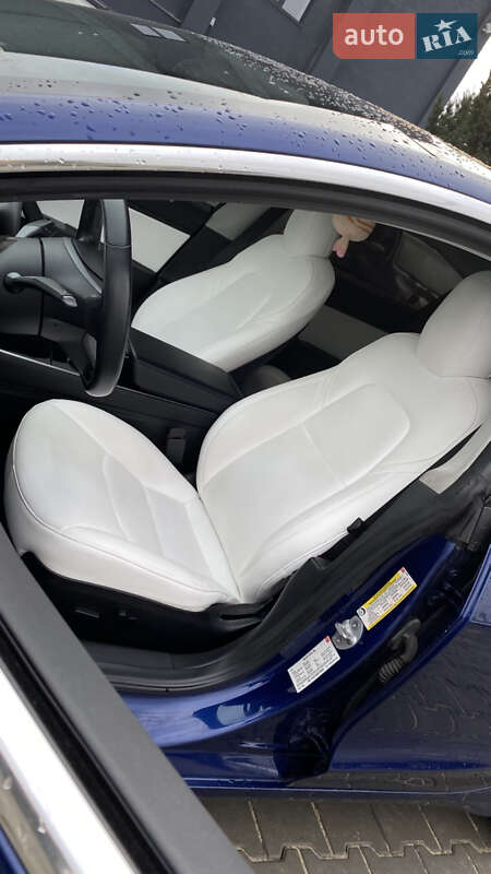 Седан Tesla Model 3 2018 в Луцке фото 92 Седан Tesla Model 3 2018 в Луцке