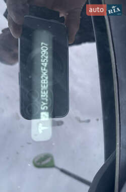 Седан Tesla Model 3 2019 в 
