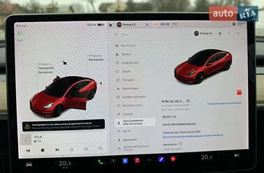 Седан Tesla Model 3 2020 в 