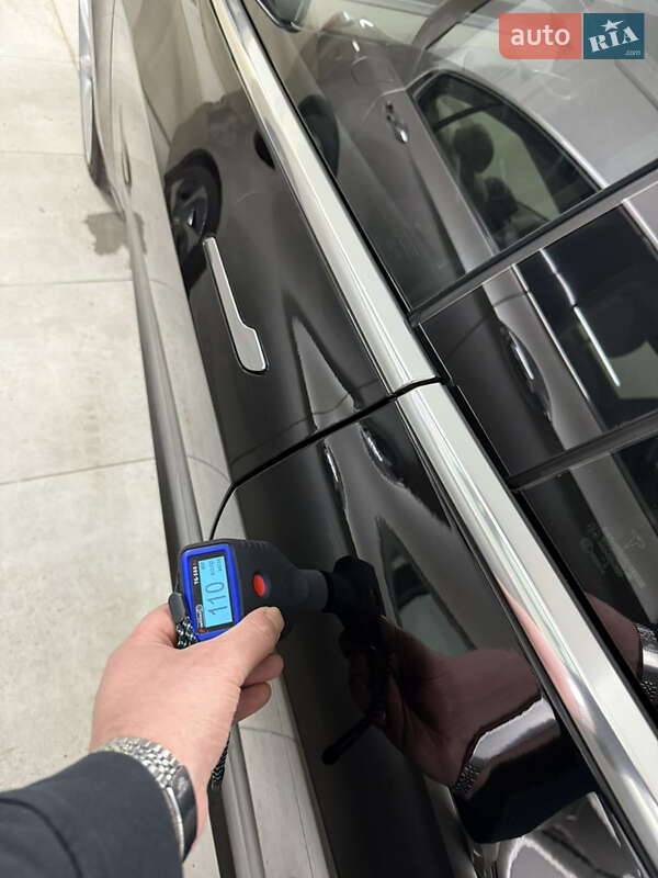 Седан Tesla Model 3 2018 в Умани