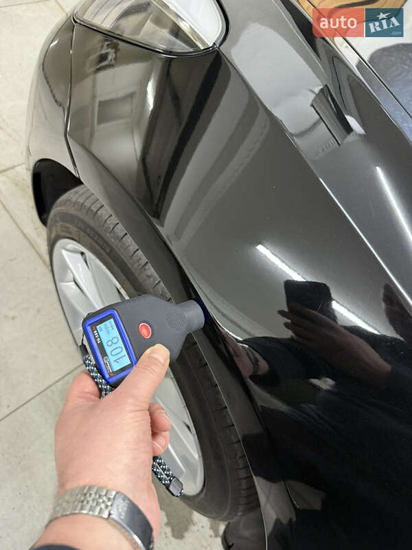 Седан Tesla Model 3 2018 в Умани