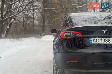 Седан Tesla Model 3 2019 в 