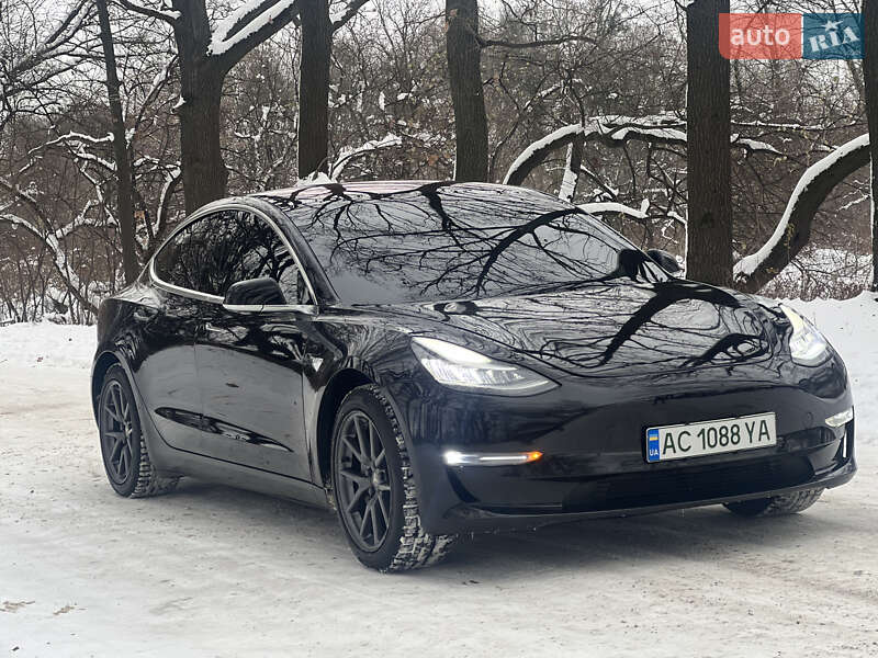 Седан Tesla Model 3 2019 в Володимирі фото 15 Седан Tesla Model 3 2019 в Володимирі