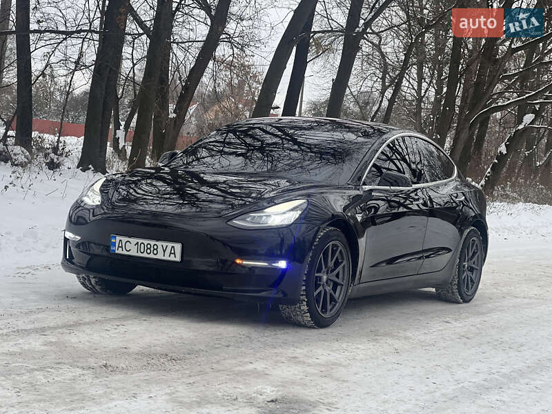 Седан Tesla Model 3 2019 в Володимирі фото 25 Седан Tesla Model 3 2019 в Володимирі