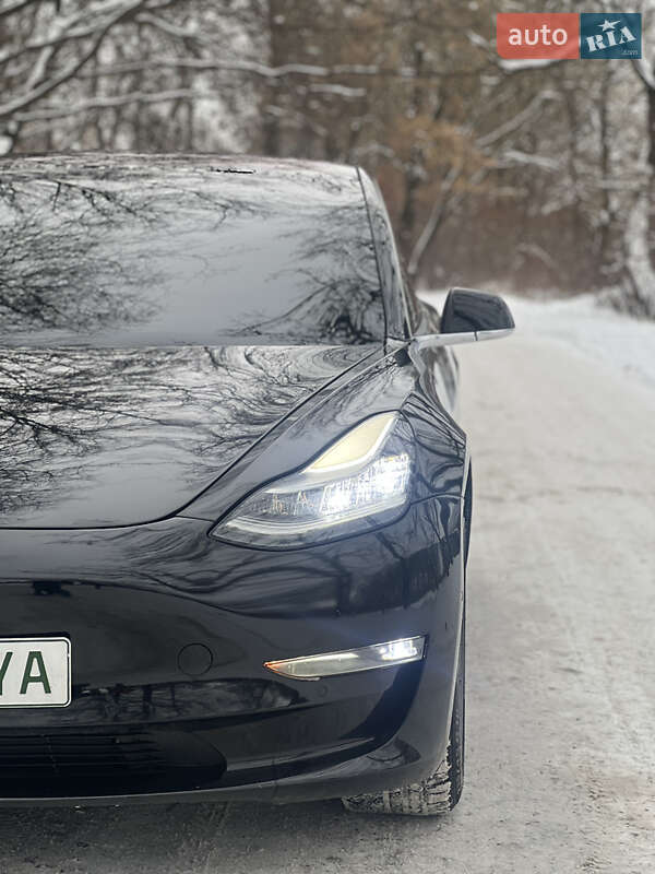 Седан Tesla Model 3 2019 в Володимирі фото 30 Седан Tesla Model 3 2019 в Володимирі