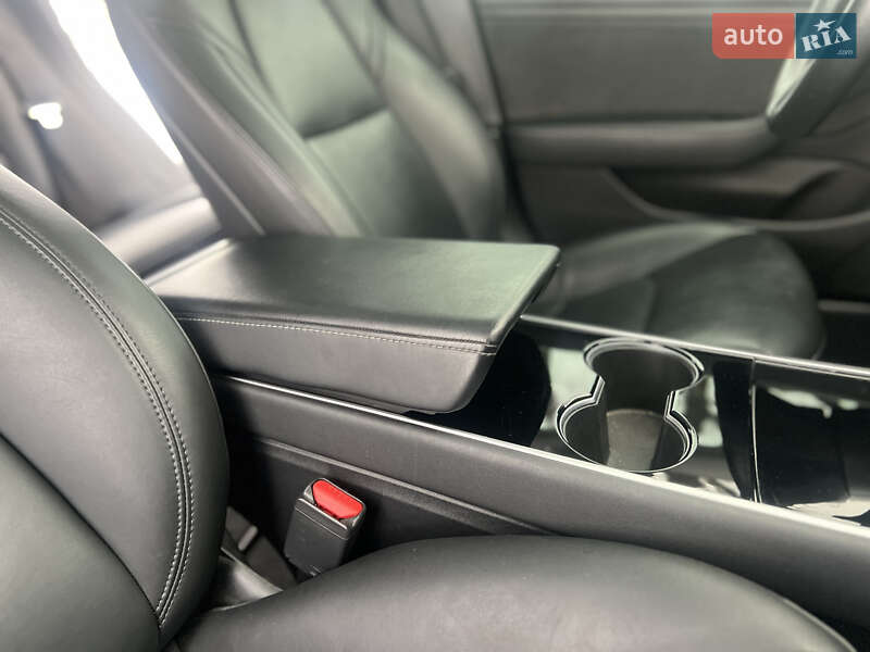 Седан Tesla Model 3 2019 в Володимирі фото 72 Седан Tesla Model 3 2019 в Володимирі
