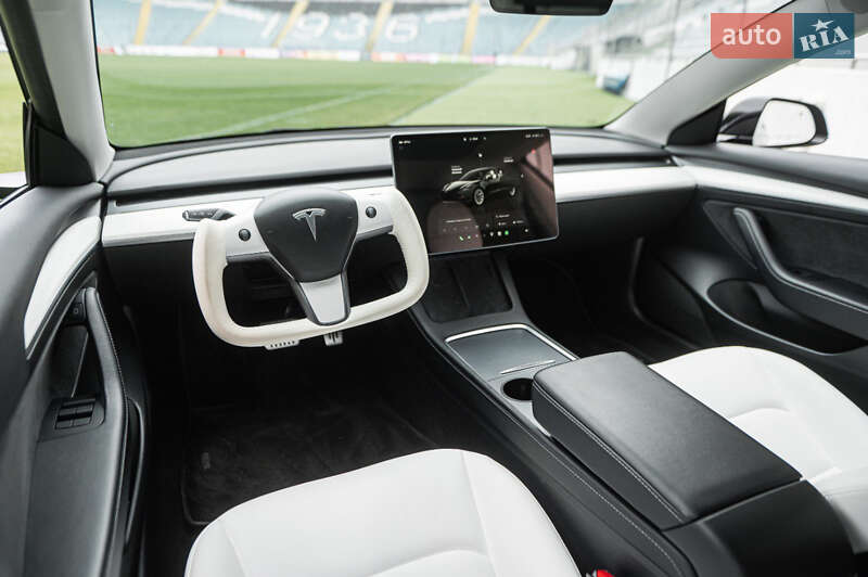 Седан Tesla Model 3 2022 в Одессе