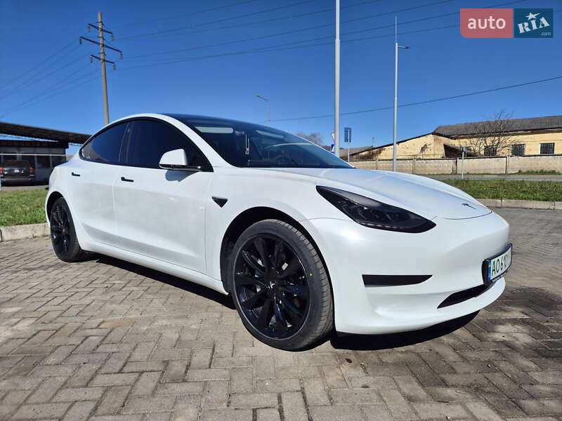 Седан Tesla Model 3 2020 в Мукачевому фото 13 Седан Tesla Model 3 2020 в Мукачевому