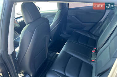 Седан Tesla Model 3 2021 в Києві