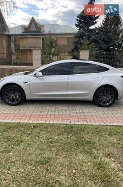 Седан Tesla Model 3 2018 в 