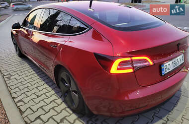 Седан Tesla Model 3 2018 в Тернополі