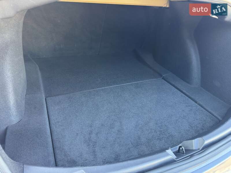 Седан Tesla Model 3 2019 в Львове фото 16 Седан Tesla Model 3 2019 в Львове