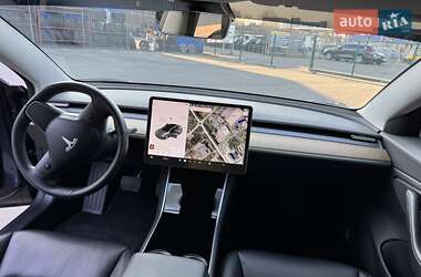 Седан Tesla Model 3 2019 в Львове фото 19 Седан Tesla Model 3 2019 в Львове