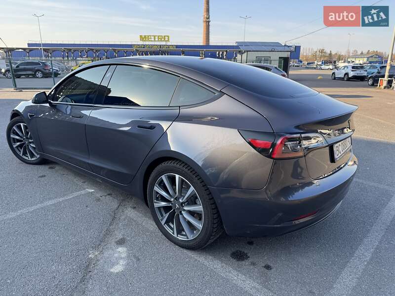 Седан Tesla Model 3 2019 в Львове фото 7 Седан Tesla Model 3 2019 в Львове