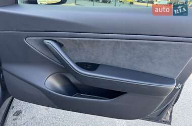 Седан Tesla Model 3 2019 в Львове фото 26 Седан Tesla Model 3 2019 в Львове
