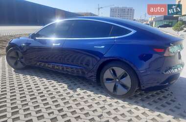 Седан Tesla Model 3 2018 в 