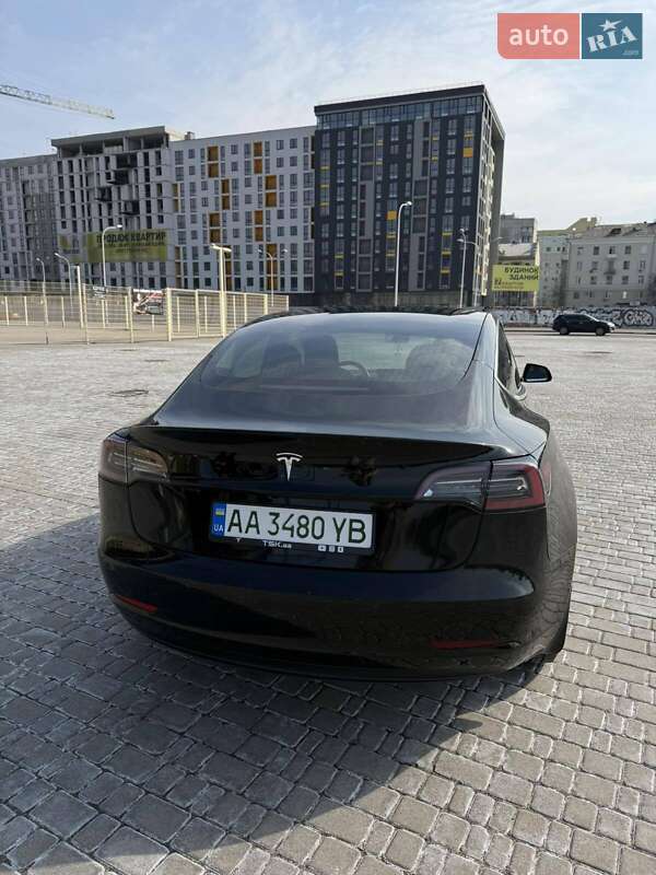 Седан Tesla Model 3 2019 в Харкові