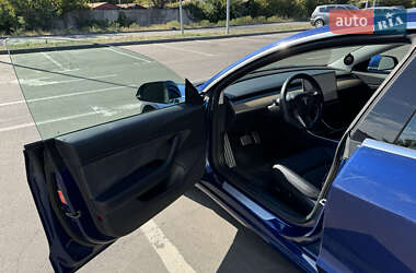 Седан Tesla Model 3 2019 в 