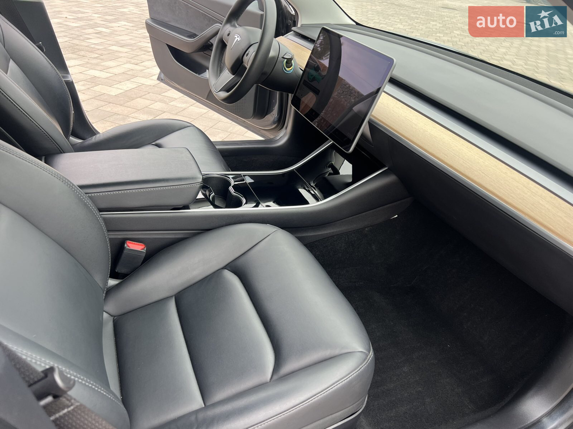 2020 Tesla Model 3 - мініатюра 27