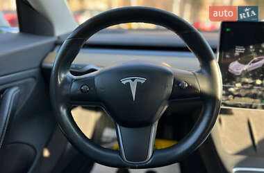 Седан Tesla Model 3 2018 в 