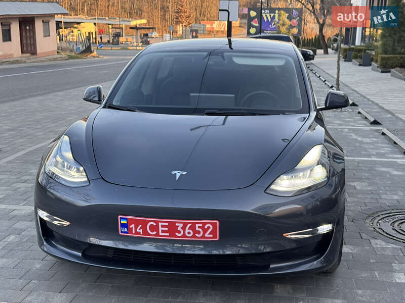 Седан Tesla Model 3 2023 в Ужгороде фото 4 Седан Tesla Model 3 2023 в Ужгороде