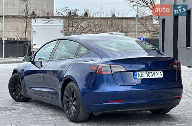Седан Tesla Model 3 2021 в 
