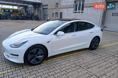 Седан Tesla Model 3 2019 в 