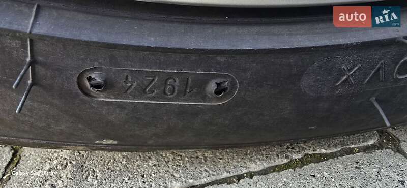 Седан Tesla Model 3 2020 в Львове