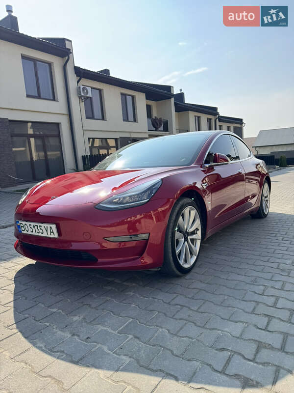 Tesla Model 3 2019