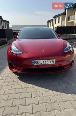 Седан Tesla Model 3 2019 в 