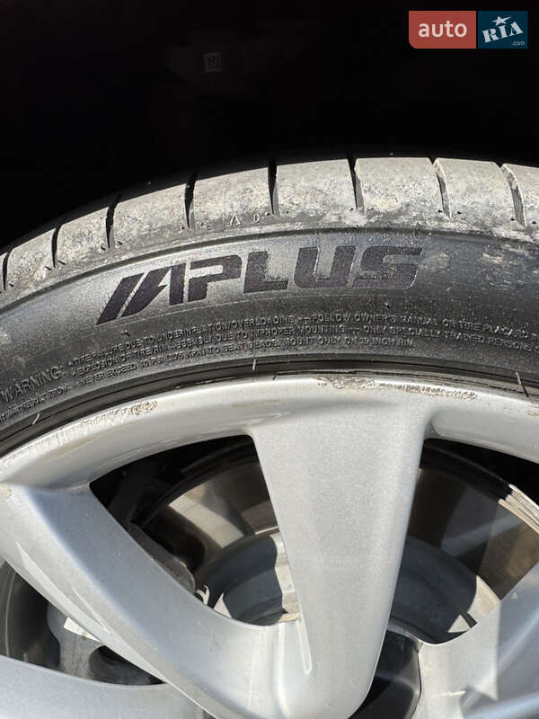 Седан Tesla Model 3 2019 в Тернополі