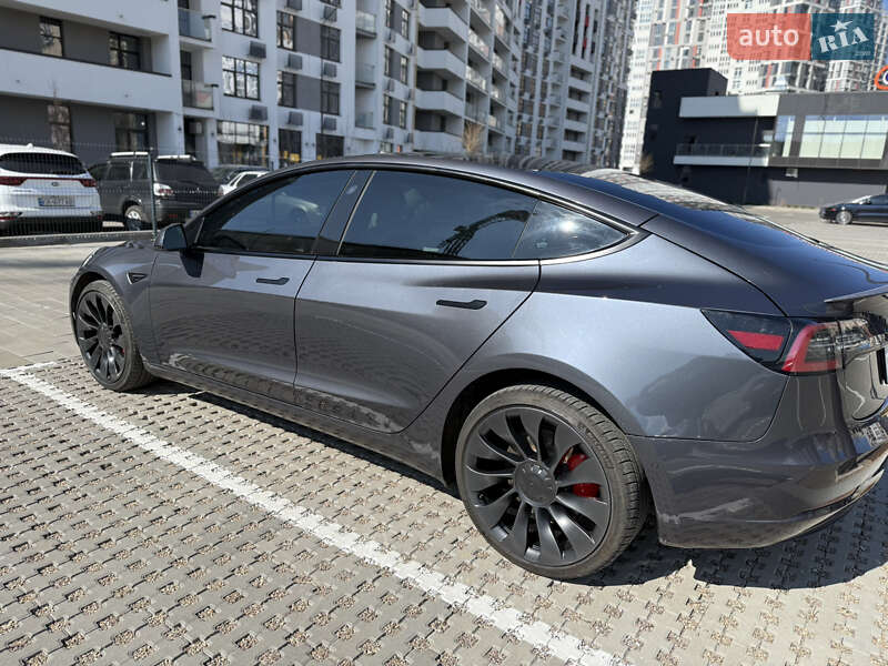Седан Tesla Model 3 2022 в Киеве фото 4 Седан Tesla Model 3 2022 в Киеве