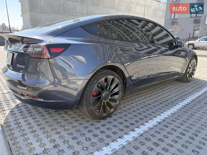 Седан Tesla Model 3 2022 в Киеве фото 7 Седан Tesla Model 3 2022 в Киеве