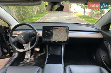 Седан Tesla Model 3 2018 в 