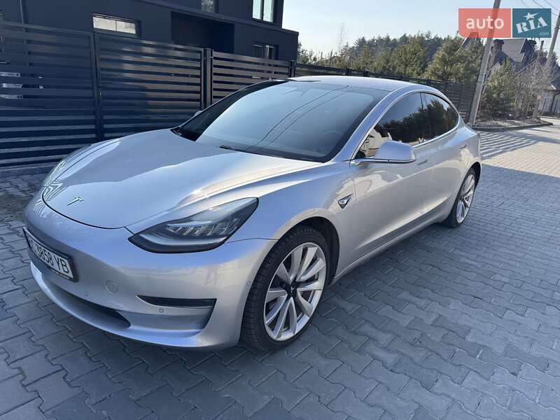 Седан Tesla Model 3 2018 в Львове фото 6 Седан Tesla Model 3 2018 в Львове