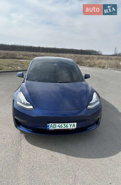 Седан Tesla Model 3 2019 в 