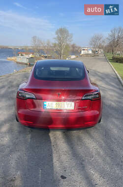 Седан Tesla Model 3 2019 в 