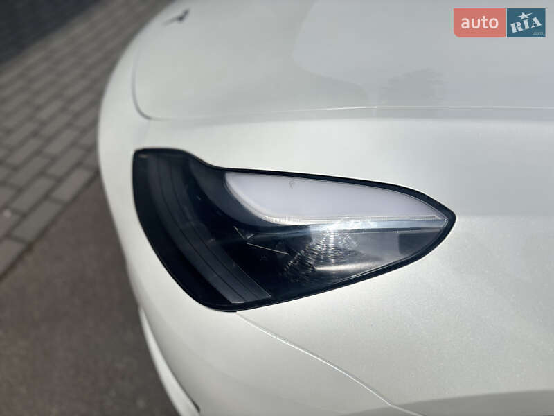 Седан Tesla Model 3 2020 в Хмельницком