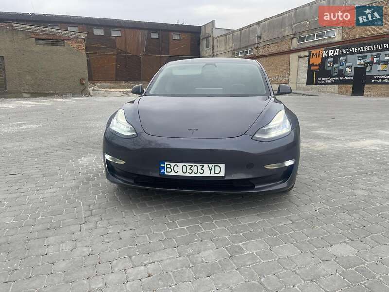Tesla Model 3 2019 Tesla Model 3 2019