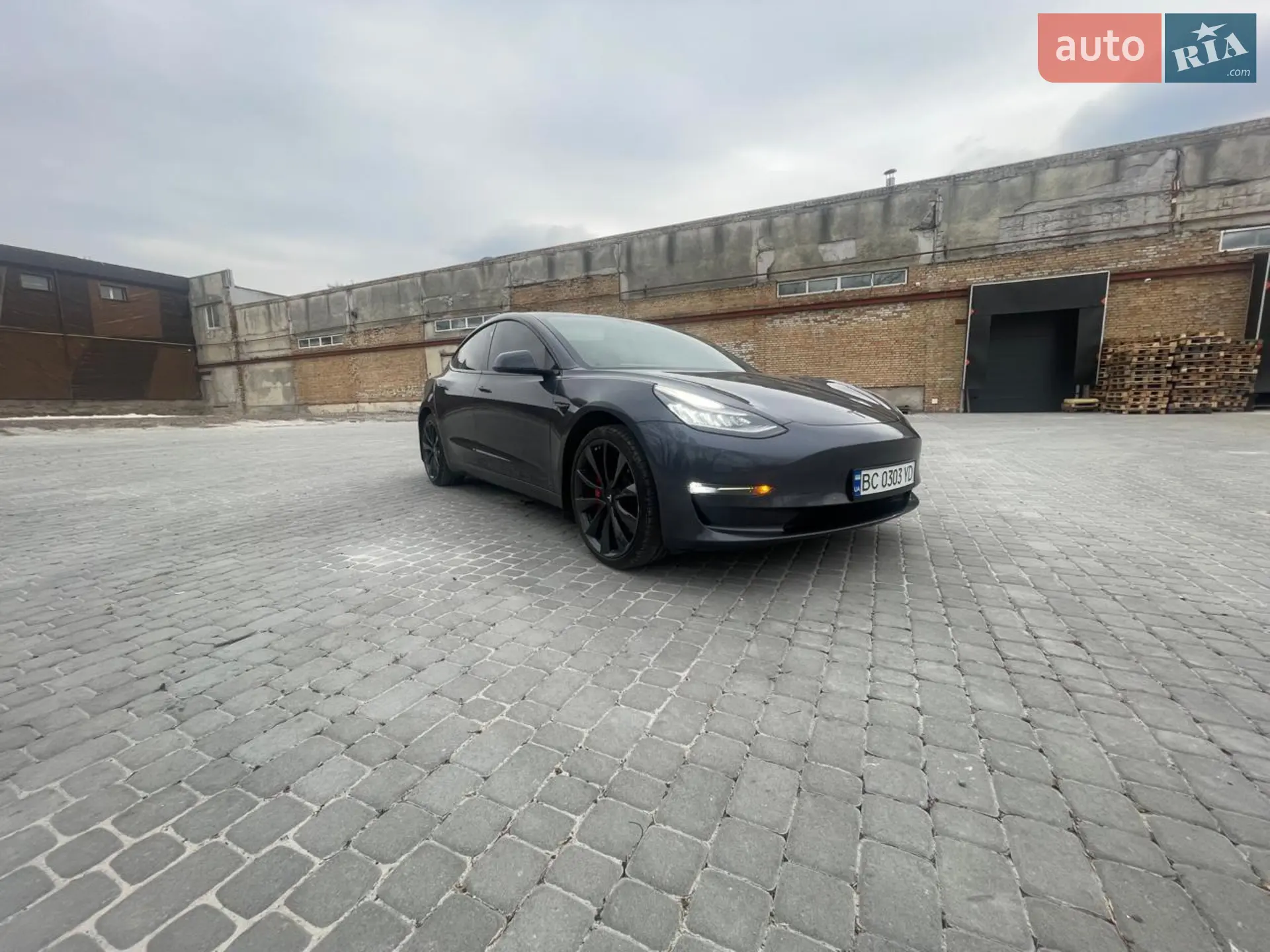 2019 Tesla Model 3 - мініатюра 3