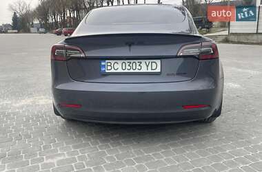 Седан Tesla Model 3 2019 в 