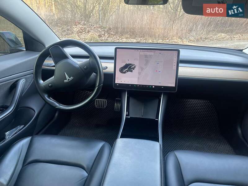 Седан Tesla Model 3 2019 в Львові фото 15 Седан Tesla Model 3 2019 в Львові