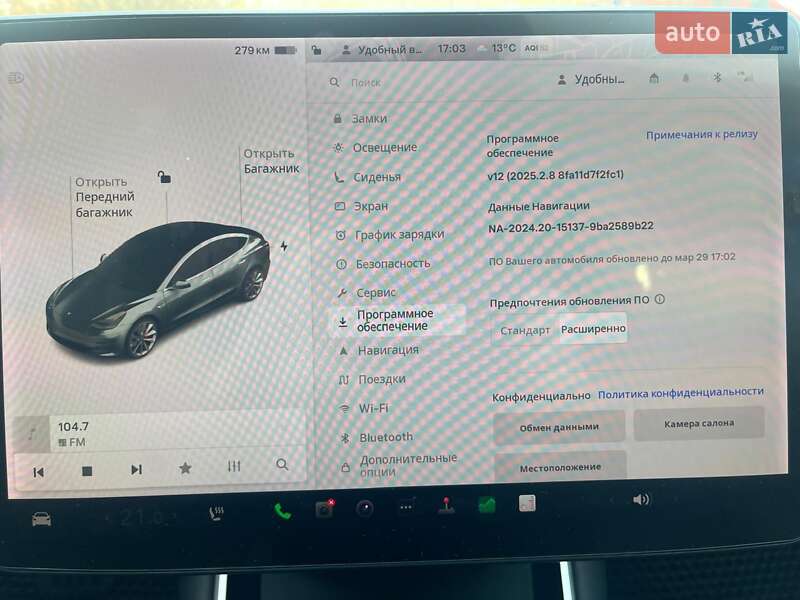 Седан Tesla Model 3 2019 в Львове