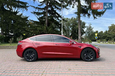 Седан Tesla Model 3 2018 в 