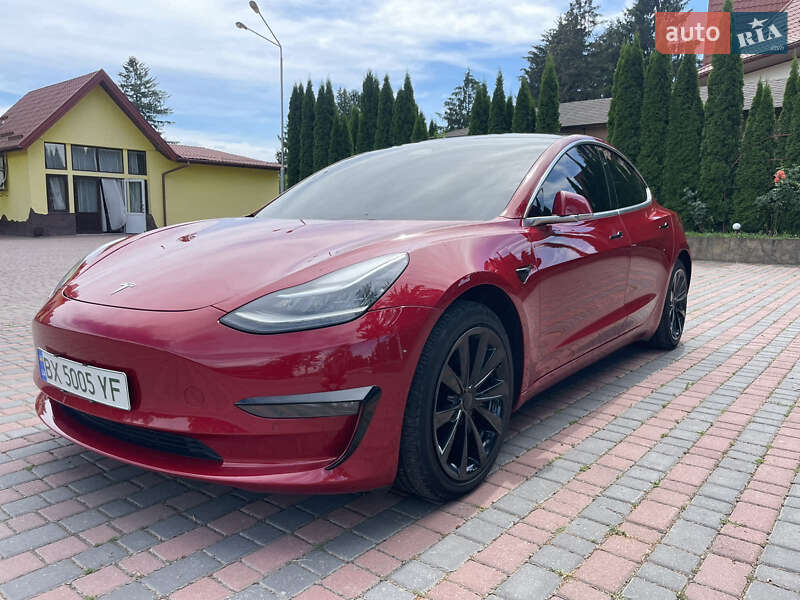 Седан Tesla Model 3 2018 в Черновцах фото 19 Седан Tesla Model 3 2018 в Черновцах