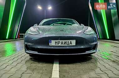 Седан Tesla Model 3 2018 в 