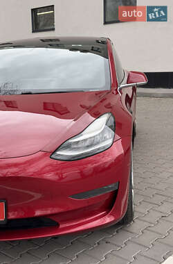 Седан Tesla Model 3 2018 в 