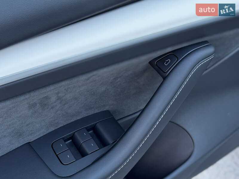 Седан Tesla Model 3 2023 в Житомире фото 16 Седан Tesla Model 3 2023 в Житомире