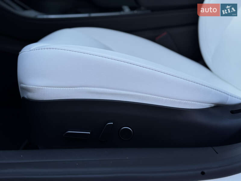 Седан Tesla Model 3 2023 в Житомире фото 17 Седан Tesla Model 3 2023 в Житомире