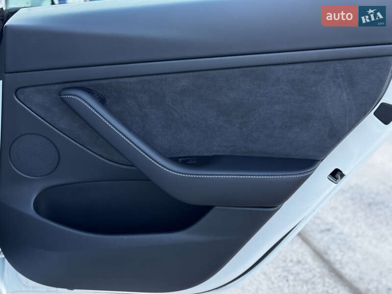 Седан Tesla Model 3 2023 в Житомире фото 37 Седан Tesla Model 3 2023 в Житомире